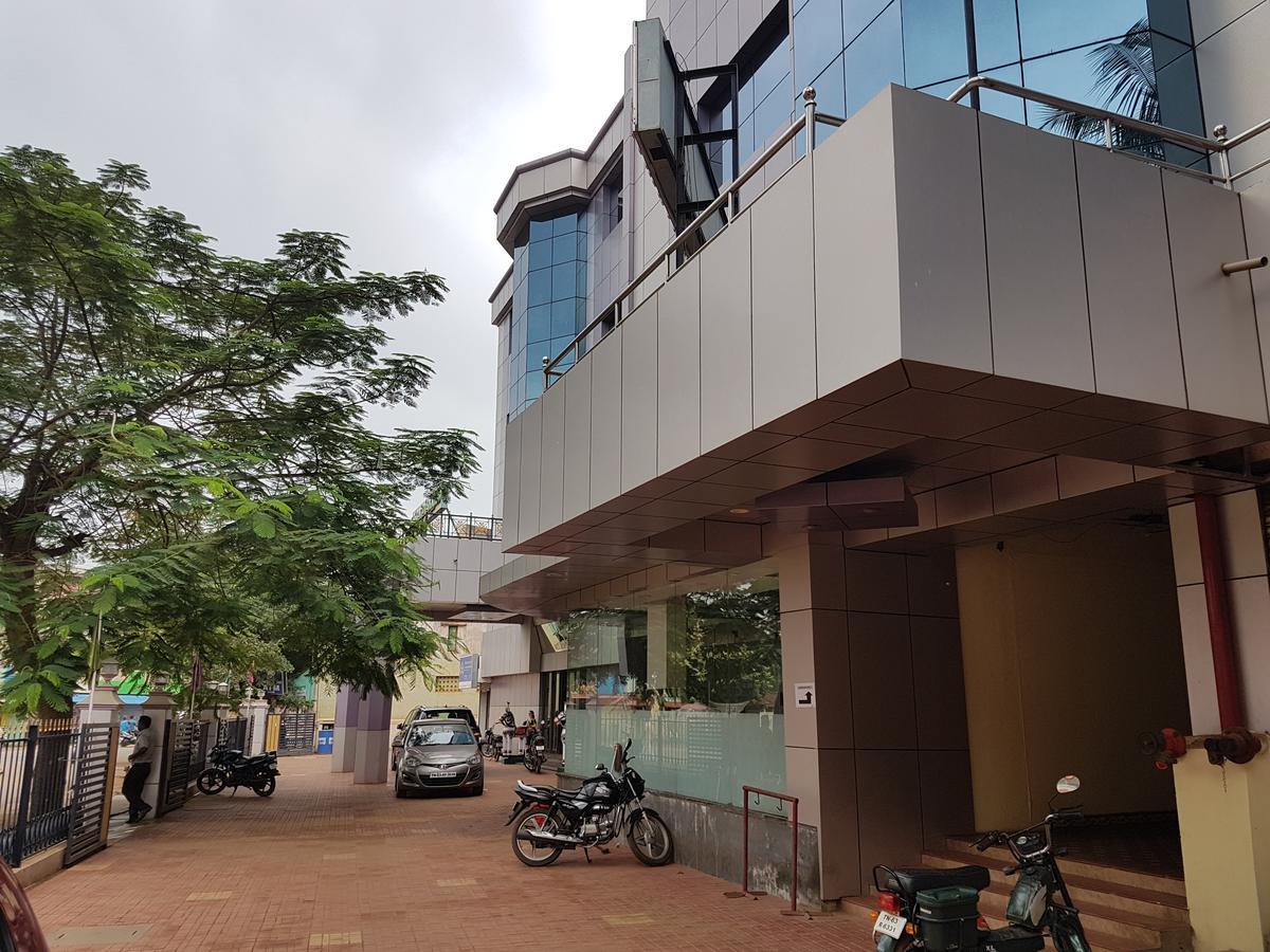Hotel Subhalakshmi Palace Karaikudi Exterior foto